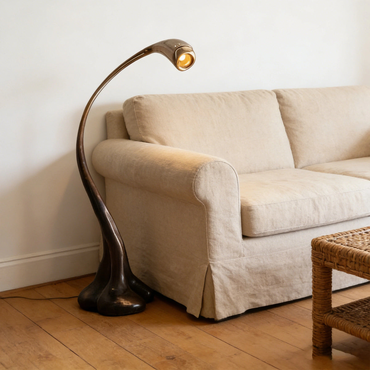 SCULPTURAL SWAN ARC FLOOR LAMP
